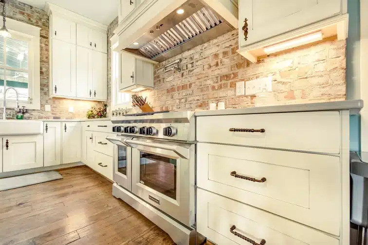 stock kitchen image