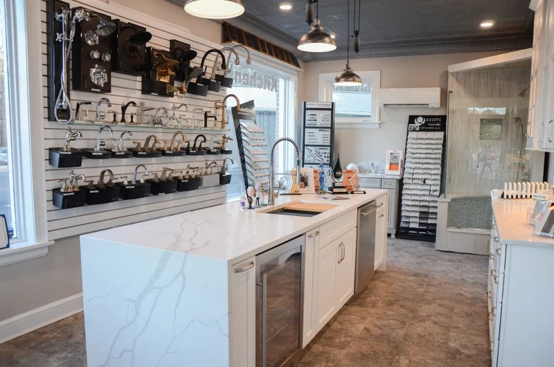 Leo Lantz Construction Inc Showroom-interior